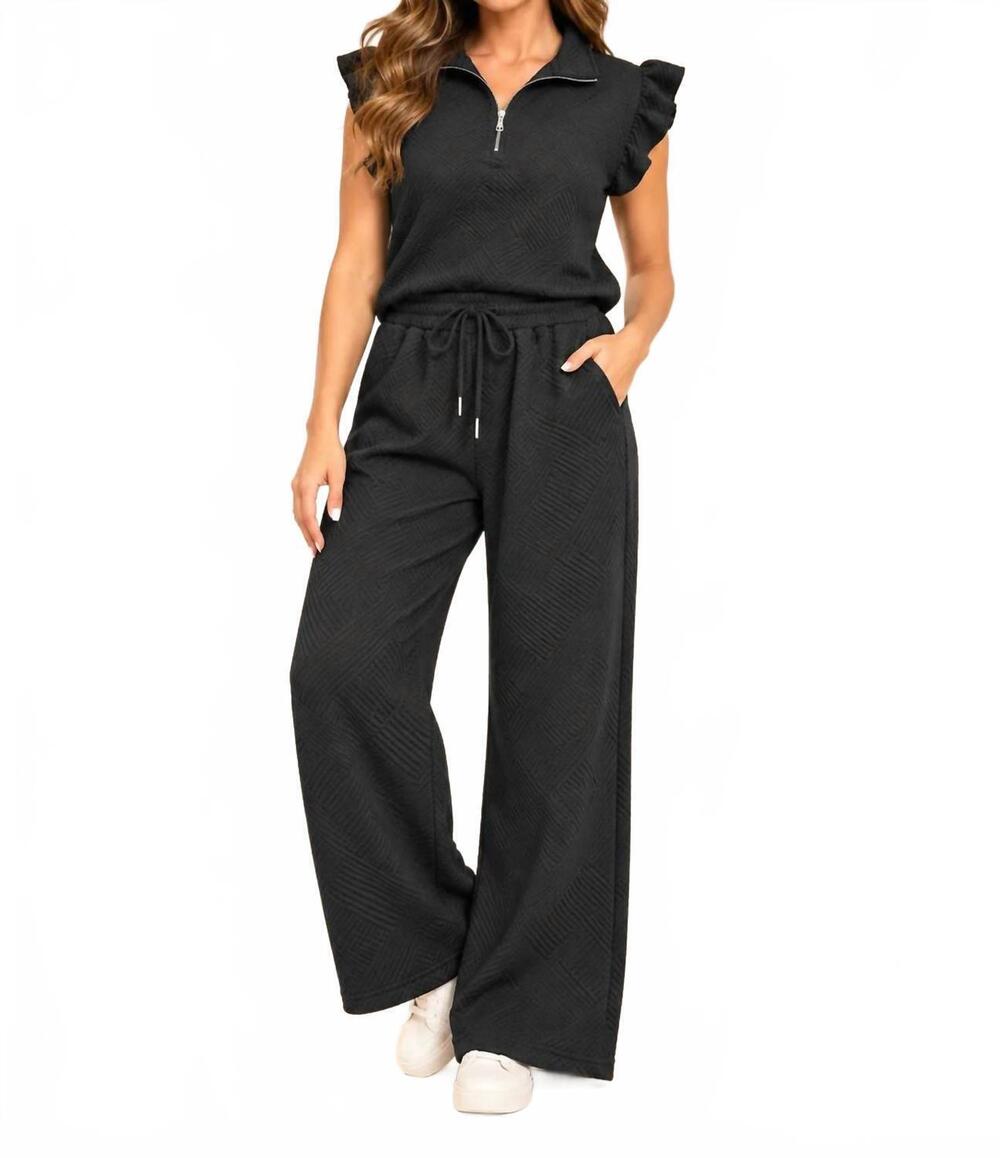 NEW DOUBLE TAKE women's textured ease quarter set in black